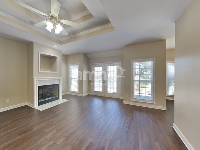 Photo - 2885 Runnymeade Dr
