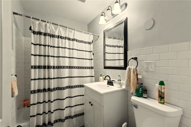 Photo - 3139 3rd Ave S Unit 3