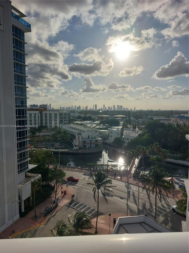 Photo - 2401 Collins Ave Unit 1107