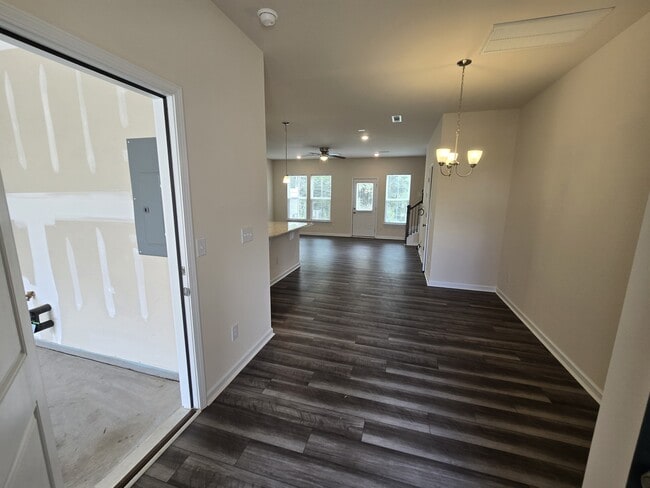 Photo - 4028 Beckton Trl