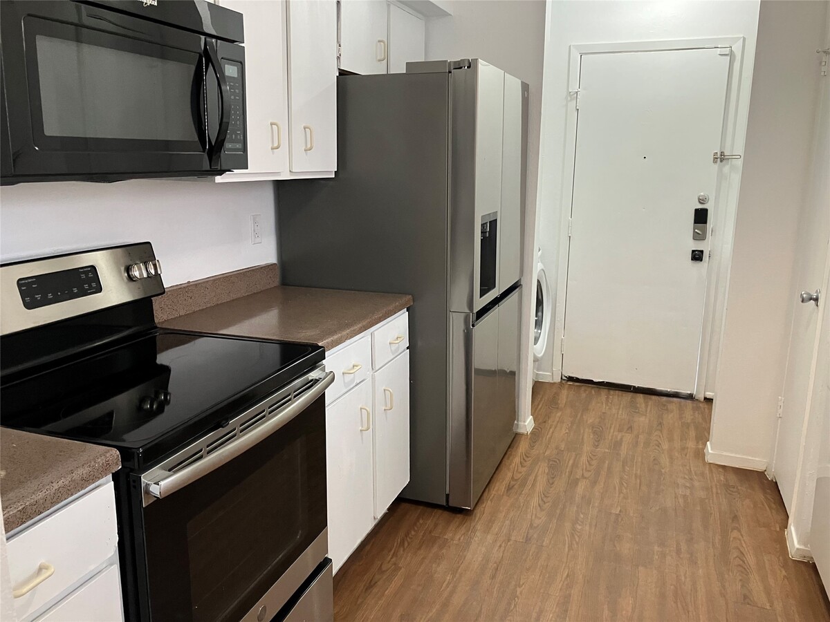 Photo - 8050 Sands Point Dr Unit A