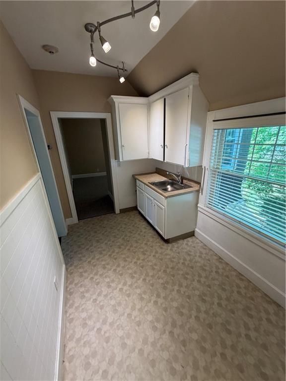 27 W Park Pl Unit 2F