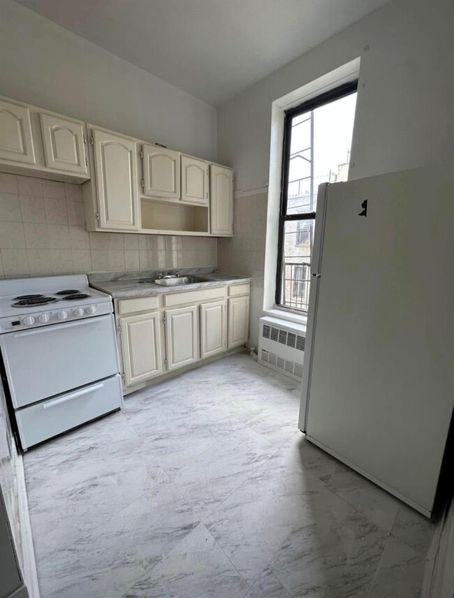 Photo - 1399 Fulton St Apartment Unit 2F