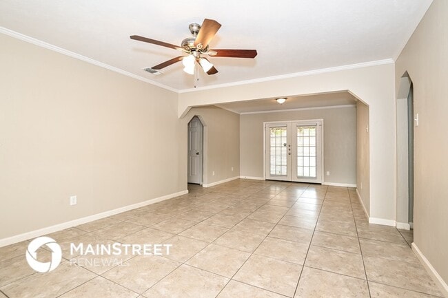 Photo - 907 Edgefield Cir