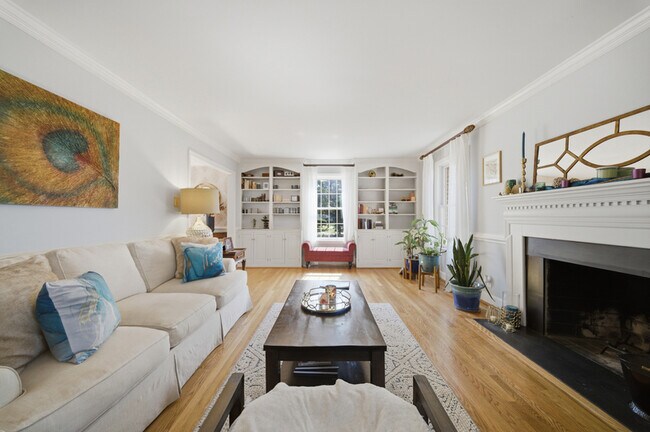 Photo - 1402 Trouville Ave