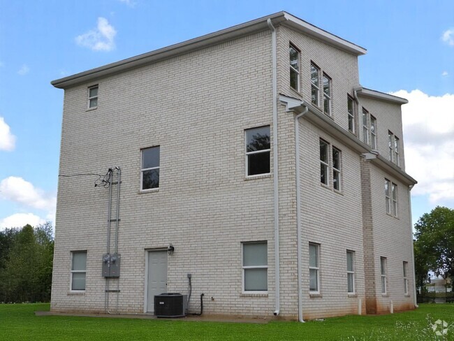 Building Photo - 615 E Word Ave Rental