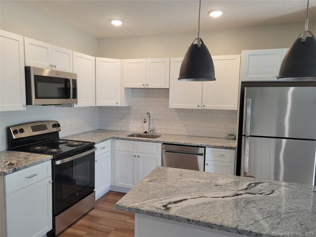 Photo - 10 Berkshire Rd