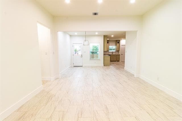 Photo - 536 Highview Ct