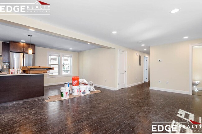 Photo - 80 Stanley Ave