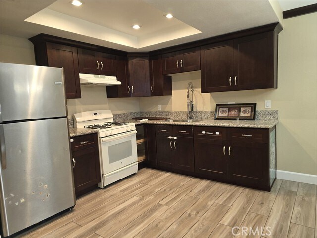 Photo - 1370 Wheaton Way