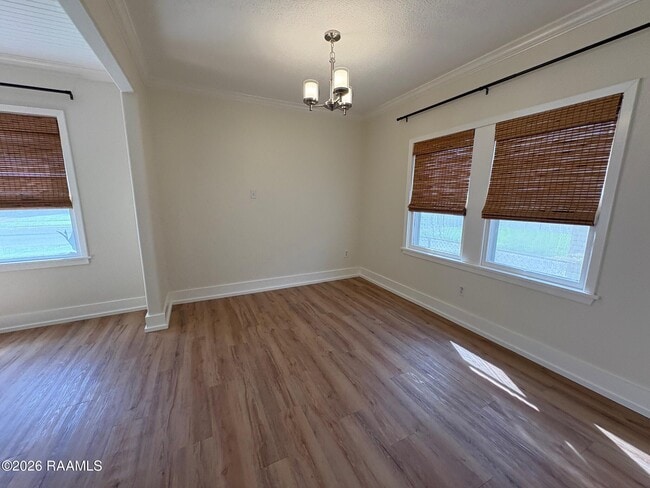 Photo - 524 Cedar Crest Ct