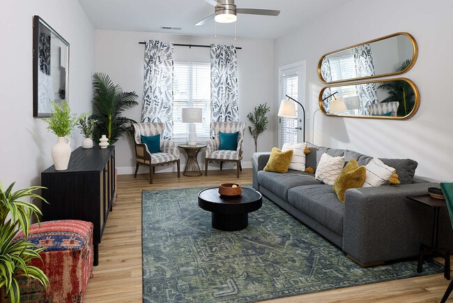 Photo - Station at Lake Murray