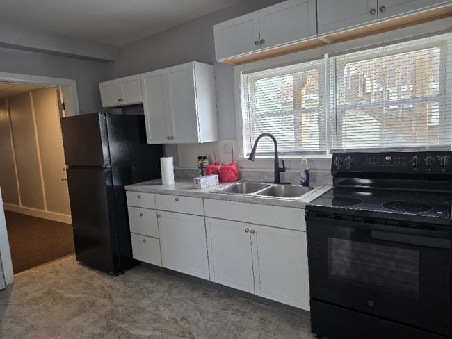 Photo - 34 N Earl St Unidad 2