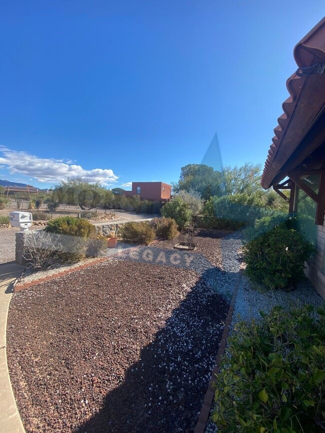 Photo - Spacious 2 Bed - Mountain Views!