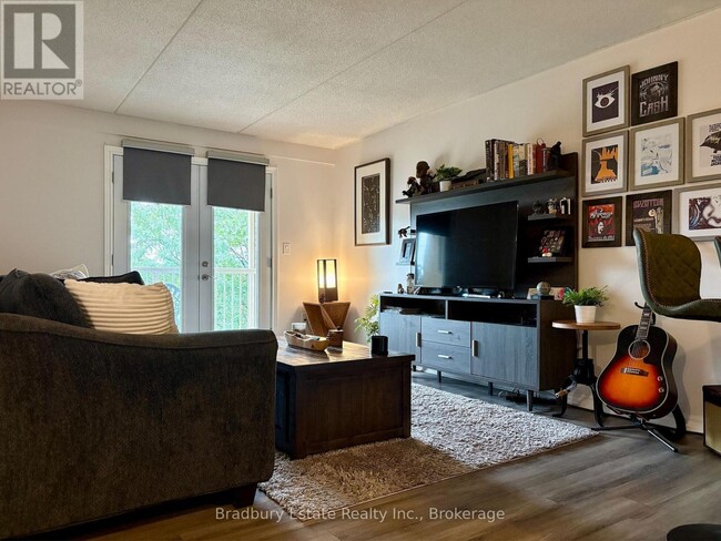 Photo - 4450 Fairview St Unit 308