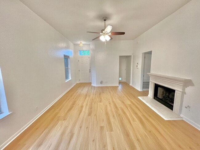 Photo - 1615 Royal Ascot Dr