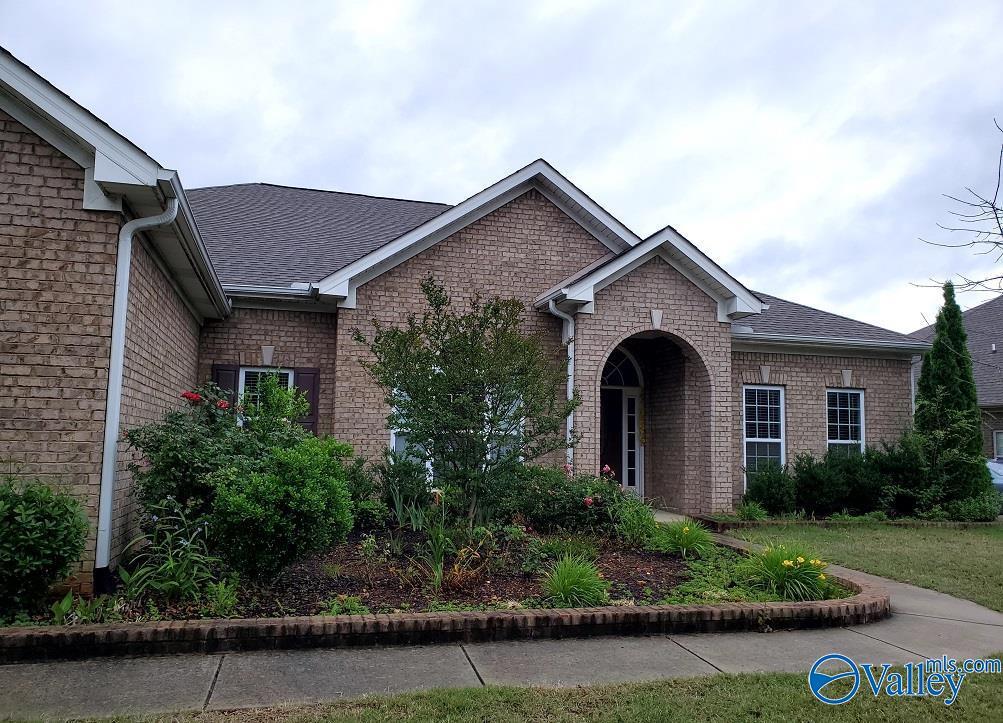 Photo - 240 Heritage Mill Dr