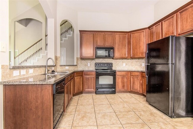 Photo - 1004 Autumn Brook St