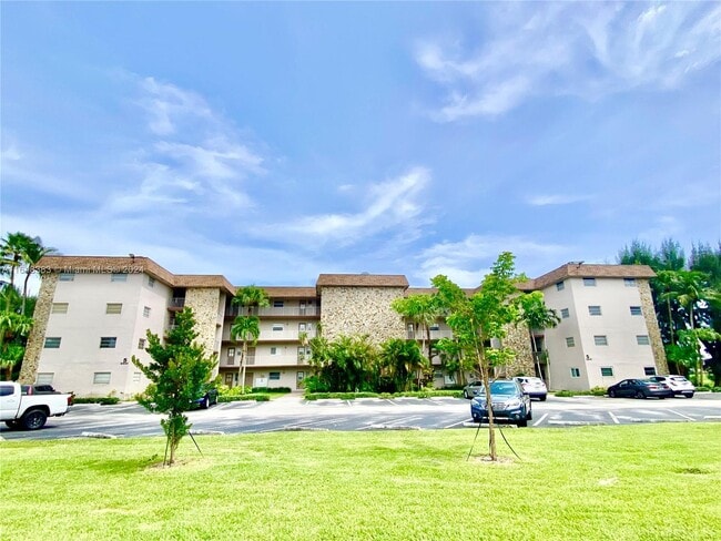 Photo - 2500 SW 81st Ave Condo Unit 402