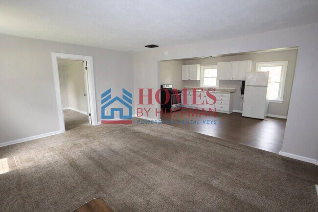 Photo - Three Bedroom House | Large Backyard