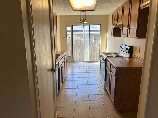 Photo - 3 Bedroom/2 Bath Applecreek Subdivision