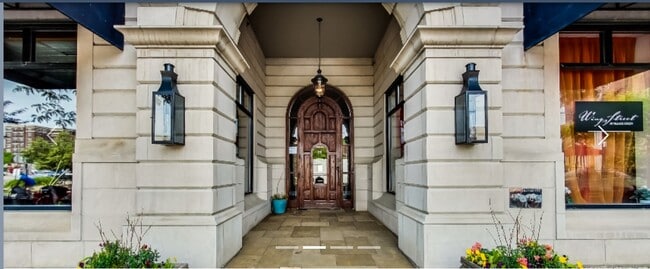 Photo - 151 W Wing St Unidad 609