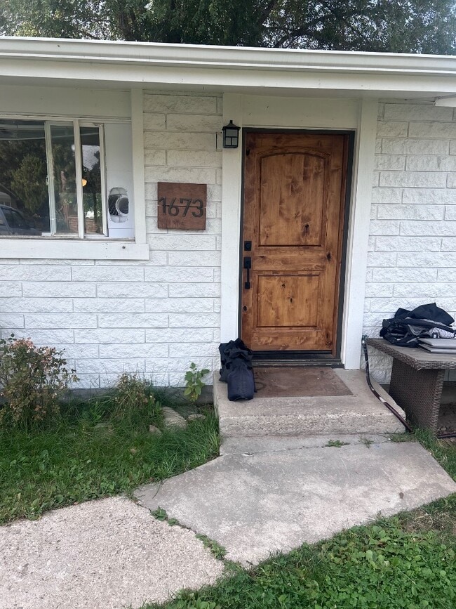 Photo - 1673 W Victory Rd