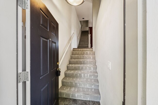 Photo - 16884 NW Shadow Hills Ln