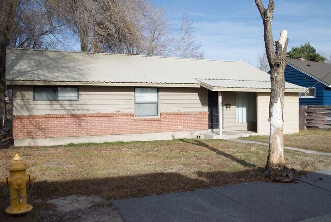 Photo - Cozy 3 Bed, 1 Bath Home in Idaho Falls!