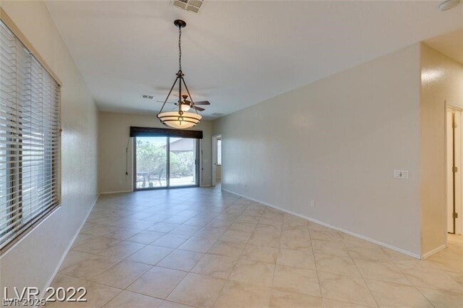 Photo - 5985 Falconer Ave