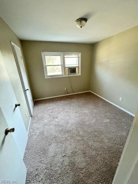Photo - 7042 Bray Rd