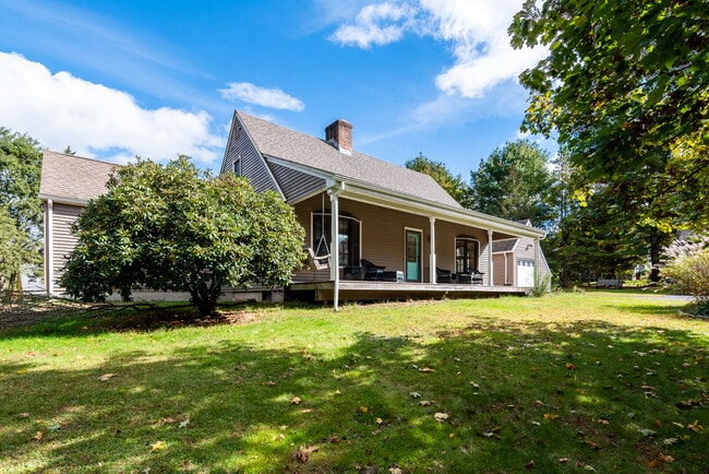 Photo - 131 Hemlock Dr