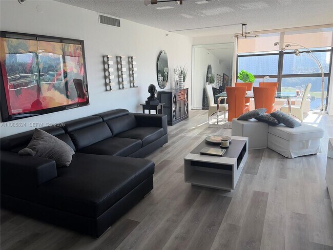 Photo - 20355 NE 34th Ct Unit 1123