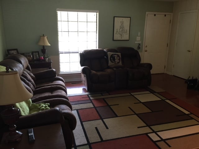 Photo - 1604 Carolwood Ct