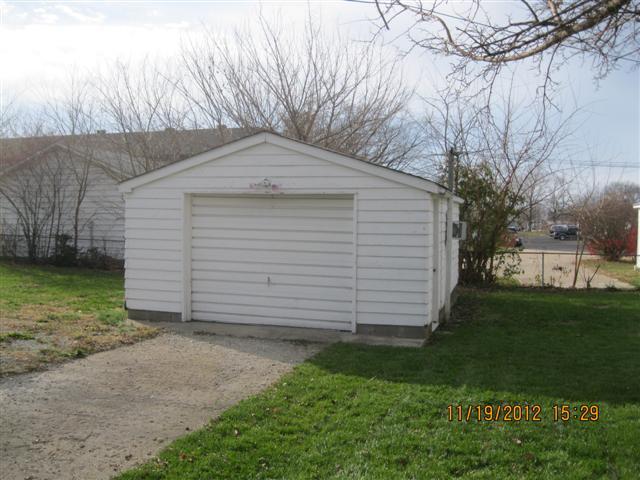 Photo - 499 E Main St