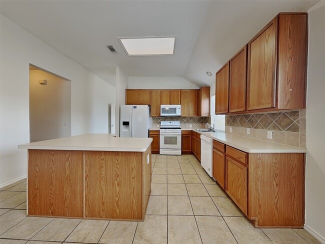 Photo - 5018 Beechknoll Ln