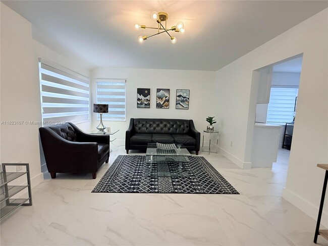 Photo - 4117 SW 62nd Ave