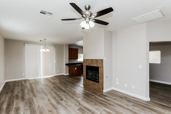 Photo - 9521 Colorado Blue St