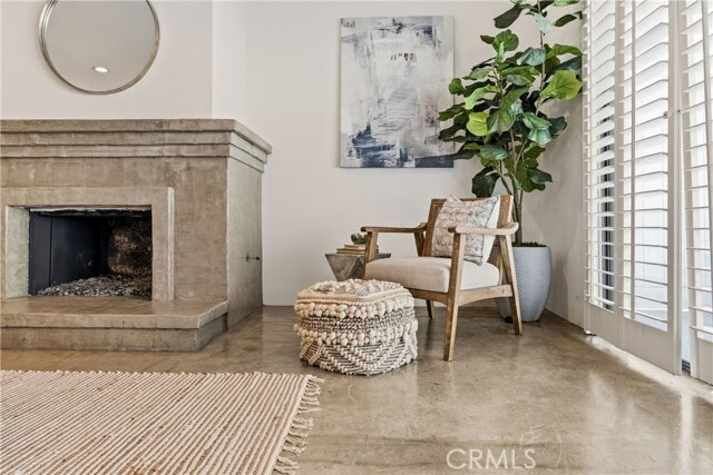 Photo - 1140 Manhattan Beach Blvd