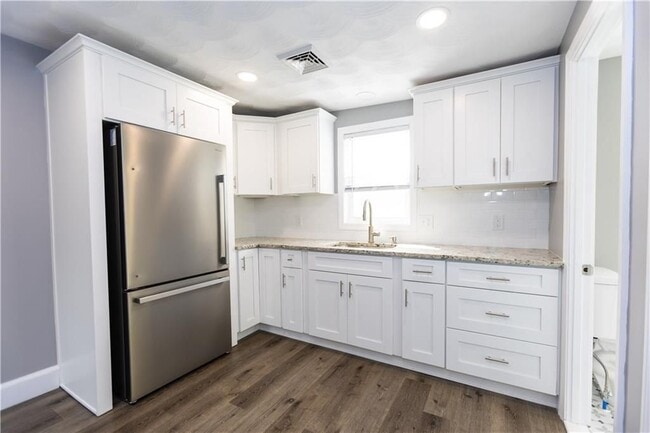 141 Stanton Ave Unit 2