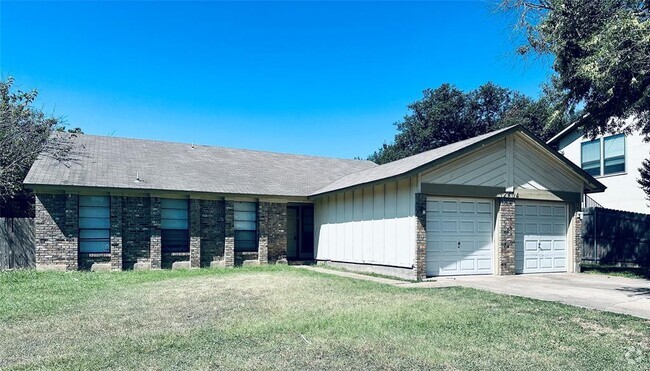 Building Photo - 12504 Tree Line Dr Rental