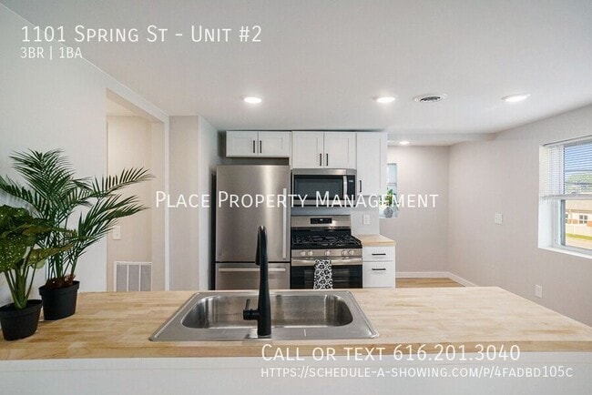 Building Photo - 1101 Spring St Unit #2 Rental