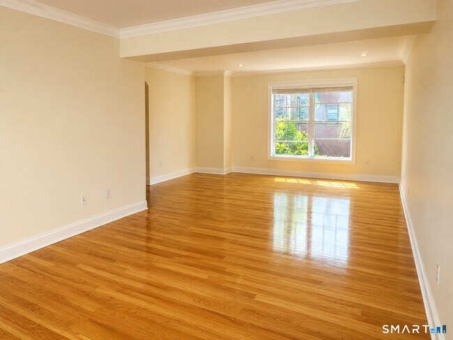 Photo - 1707 Summer St Unit 6