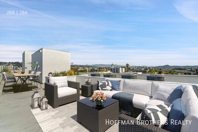 Photo - 5608 La Mirada Ave Unit 301A