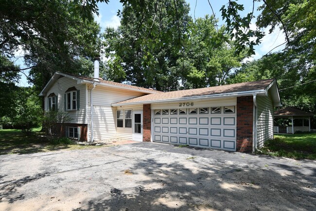 Photo - 2706 Christy Ave