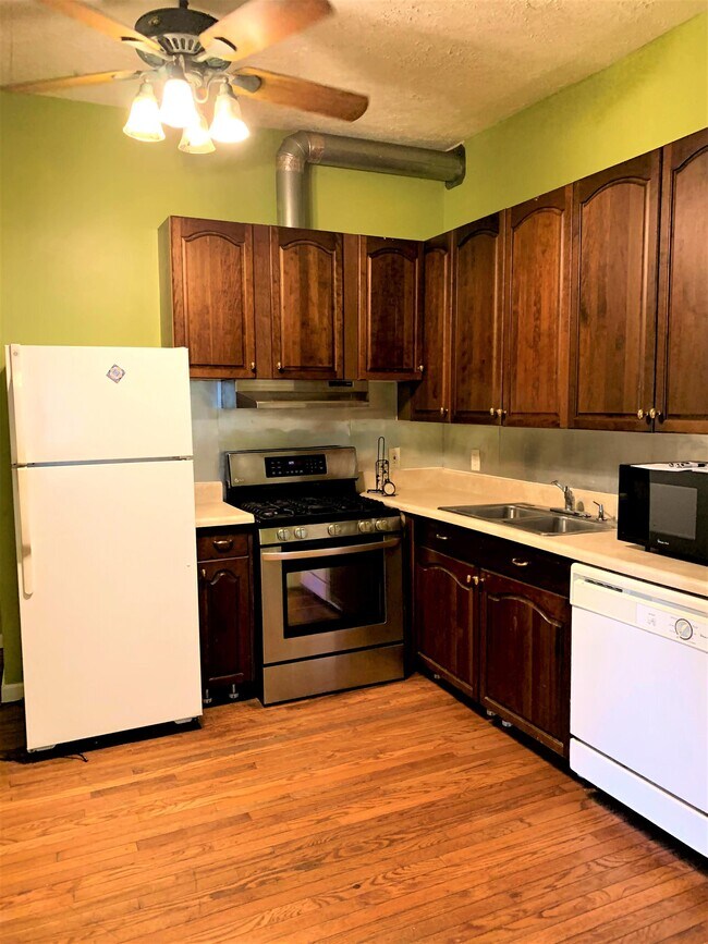 Photo - 569 10th St NW Unit 1