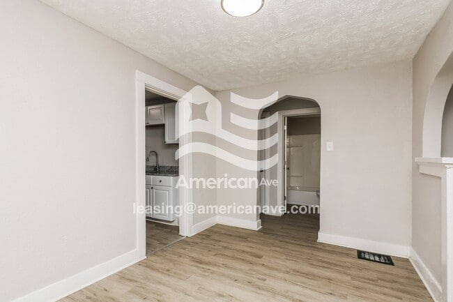 Photo - 948 Westwood Ave