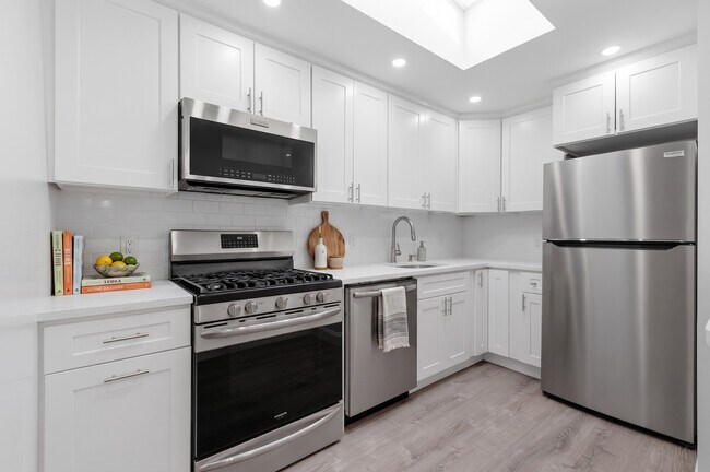 Photo - 56 S Highland Ave