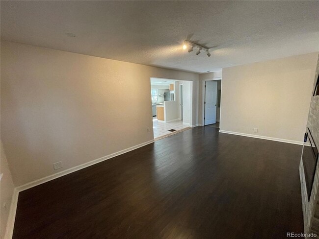 Photo - 2915 S Elati St