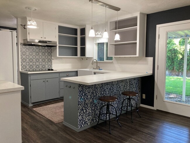 Photo - Kennewick Location w/a Country Flare!